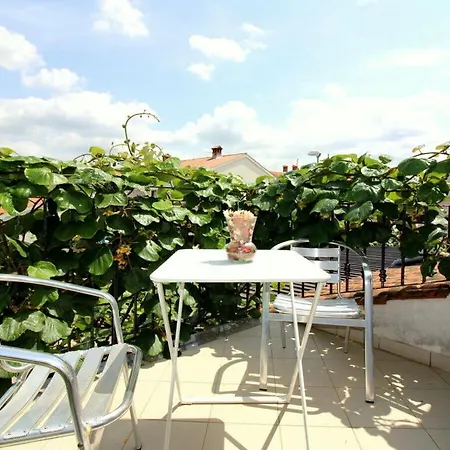 Holiday home Pineta 2 Comfortable Holiday Porec